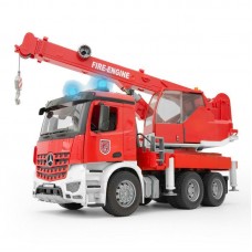 Пожарная машина автокран Bruder MB Arocs с модулем со световыми и звуковыми эффектами (03-675)