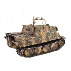 Радиоуправляемый танк Torro Sturmtiger Panzer 1/16 2.4G, зеленый, ИК-пушка, деревянная коробка